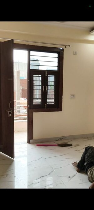 Room in 2 BHK Builder Floor at Govindpuram – for Sale