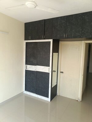 2 BHK Apartment For Rent in Pyramid Fusion Homes, Sector 70a