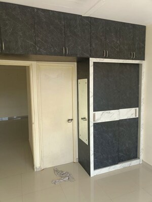 Room in 2 BHK Apartment at Pyramid Fusion Homes, Sector 70a – for Rent