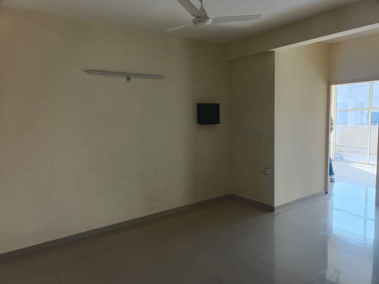 Room, pyramid-fusion-homes 2 Bedroom 865 Sq.Ft. Apartment In Sector 70a Gurgaon 10346497