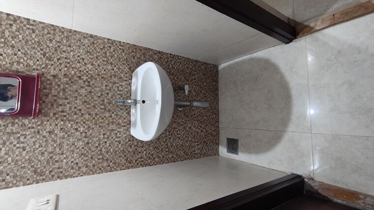 Bathroom, lodha-lakeshore-greens 1 Bedroom 510 Sq.Ft. Apartment In Dombivli East Thane 10346523