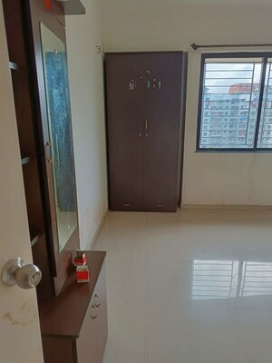 Furnished Amenities in 2 BHK Apartment at Dreams Aakruti, Hadapsar – for Rent