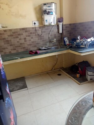 Team Area in 2 BHK Independent House at Aliganj – for Rent