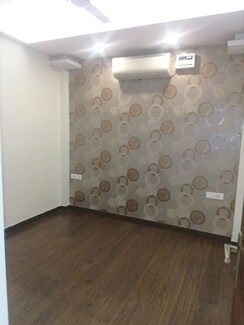 3 BHK + Servant Room Apartment For Sale in Pioneer Park Phase 1
