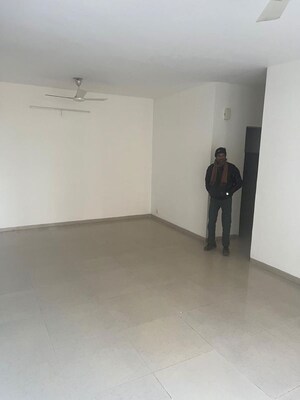 Room in 3.5 BHK Apartment at Umang Monsoon Breeze Phase I, Sector 78 – for Rent