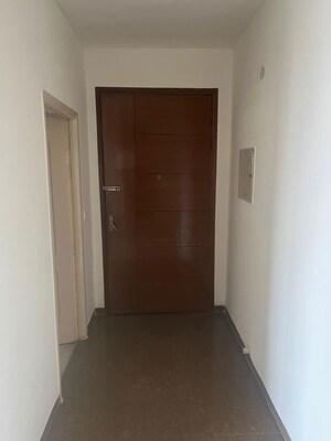 Room in 3.5 BHK Apartment at Umang Monsoon Breeze Phase I, Sector 78 – for Rent