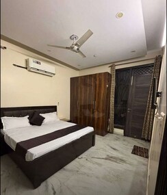 2 BHK + Store Room Independent House For Rent in RWA Apartments Sector 40