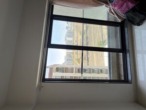 Room in 2 BHK Apartment at Kohinoor Sapphire, Tathawade – for Rent