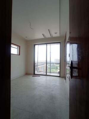 Room in 3 BHK Apartment at Dwarka – for Sale