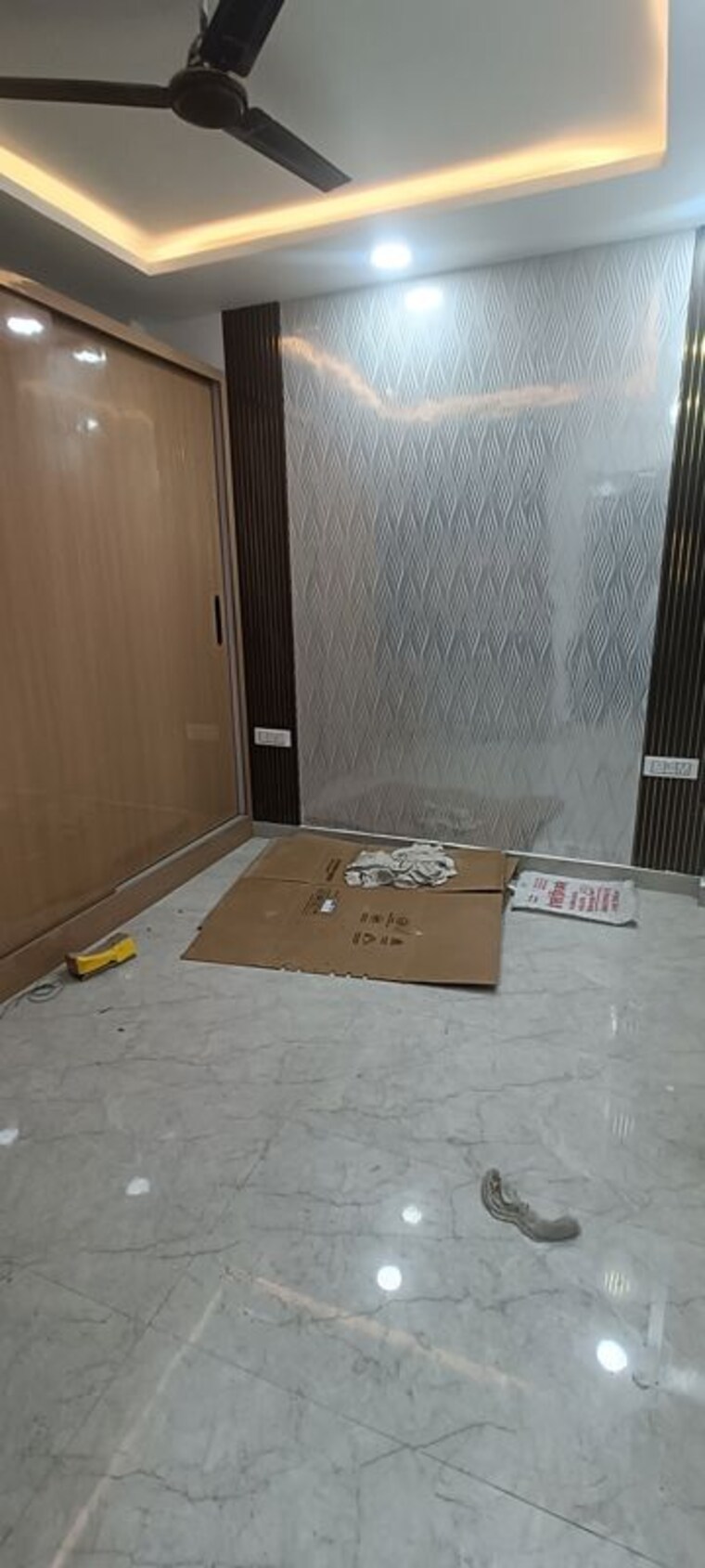 Room, rohini sector 8 2 Bedroom 650 Sq.Ft. Builder Floor In Rohini Sector 8 Delhi 10346623