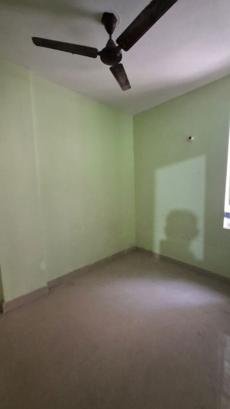 Room, sector 10 greater noida 1 Bedroom 30 Sq.Mt. Apartment In Sector 10 Greater Noida Greater Noida 10346614