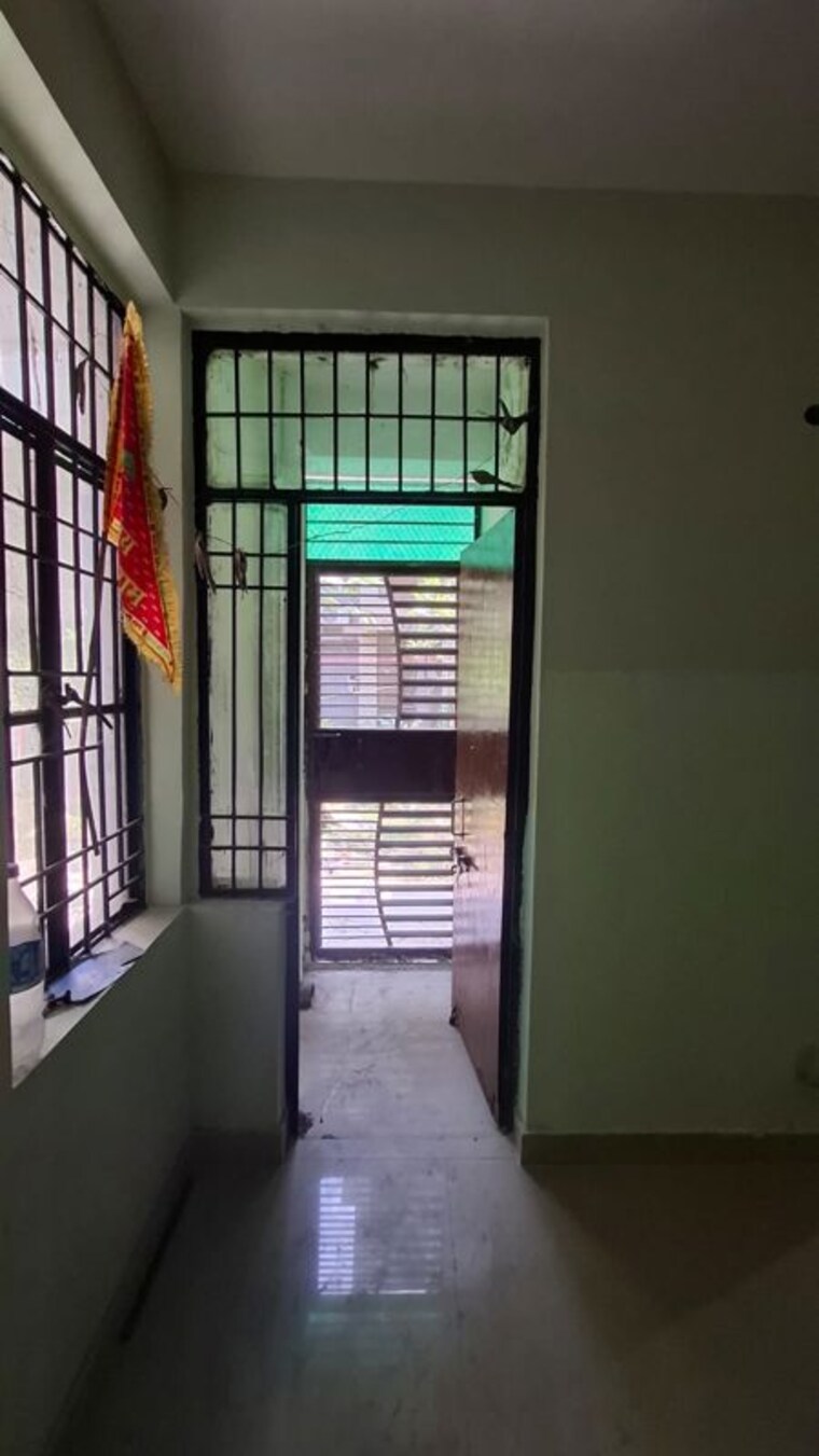 undefined, sector 10 greater noida 1 Bedroom 30 Sq.Mt. Apartment In Sector 10 Greater Noida Greater Noida 10346614