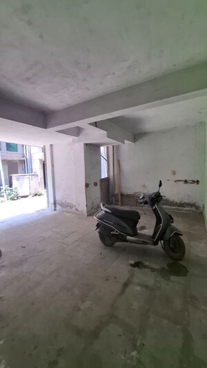 Parking in 1 BHK Apartment at Sector 10 Greater Noida – for Sale