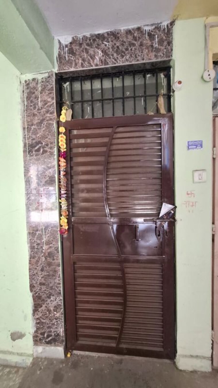 Bathroom, sector 10 greater noida 1 Bedroom 30 Sq.Mt. Apartment In Sector 10 Greater Noida Greater Noida 10346614