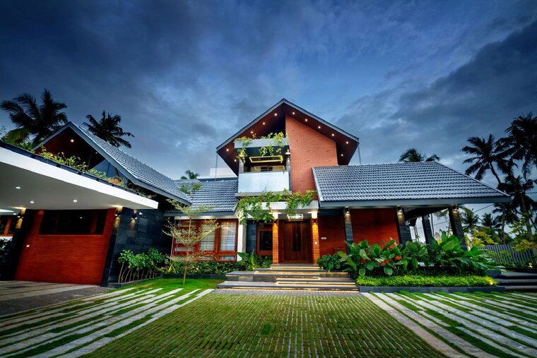 Exterior View, aranattukara 4 Bedroom 8052 Sq.Ft. Independent House In Aranattukara Thrissur 10346635