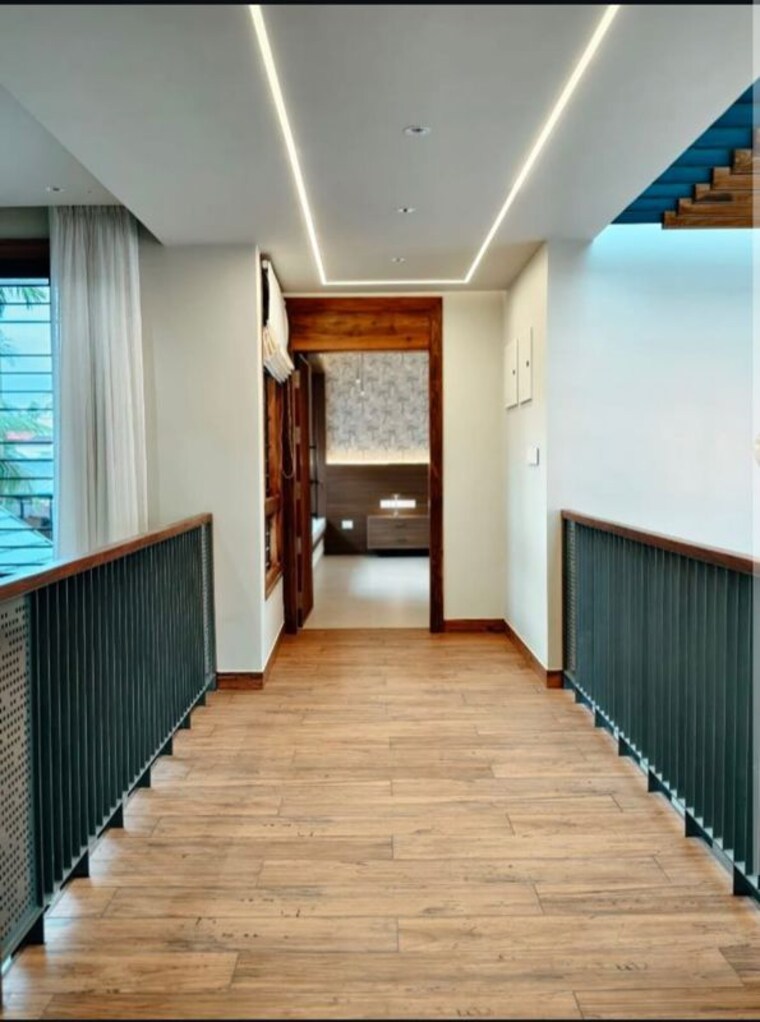 Room, aranattukara 4 Bedroom 8052 Sq.Ft. Independent House In Aranattukara Thrissur 10346635