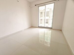 Room in 2 BHK Apartment at Goel Ganga Millennia, Undri – for Rent