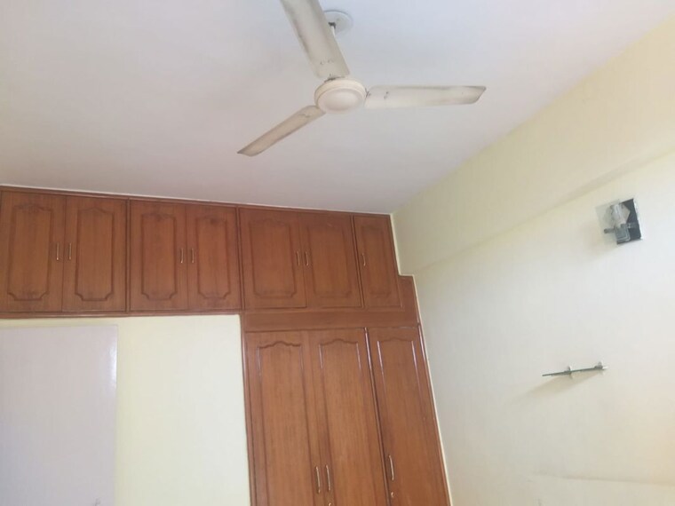 undefined, dwarka 3 Bedroom 1650 Sq.Ft. Apartment In Dwarka Delhi 10346642