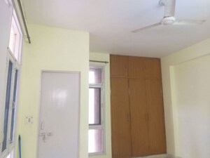 Room in 3 BHK Apartment at Dwarka – for Sale