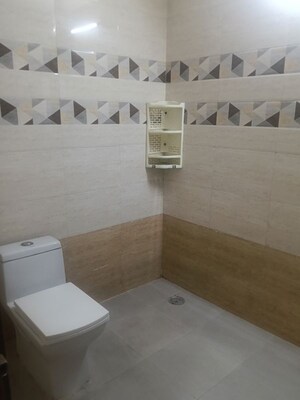 Bathroom in 3 BHK Builder Floor at AWHO Apartments, Sector 22 – for Rent