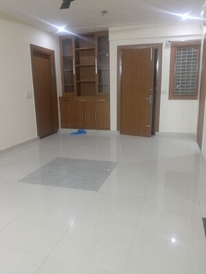 Room in 3 BHK Builder Floor at AWHO Apartments, Sector 22 – for Rent