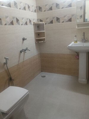 Bathroom in 3 BHK Builder Floor at AWHO Apartments, Sector 22 – for Rent