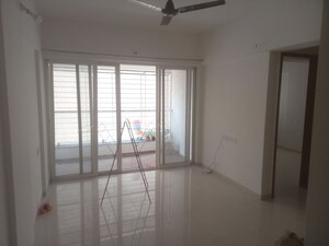 Room in 1 BHK Apartment at Satyam Shivam Phase 2, Kharadi – for Rent