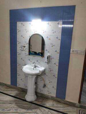 Bathroom in 3 BHK Builder Floor at Khushi Residency, Malviya Nagar – for Rent