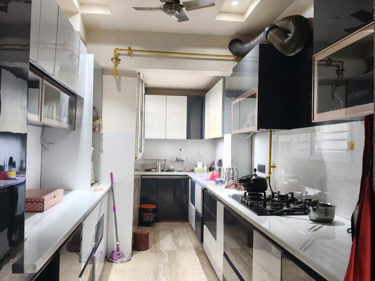 Kitchen, landcraft-golf-links 3 Bedroom 1600 Sq.Ft. Apartment In Pandav Nagar Ghaziabad 10346859