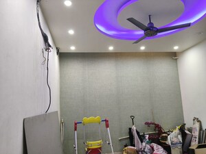 Furnished Amenities in 3 BHK Apartment at Landcraft Golf Links, Pandav Nagar – for Rent