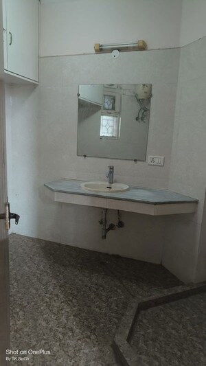 Bathroom in 3.5 BHK Apartment at Sector 10 Dwarka – for Sale