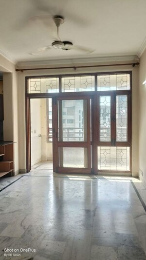 Room in 3.5 BHK Apartment at Sector 10 Dwarka – for Sale