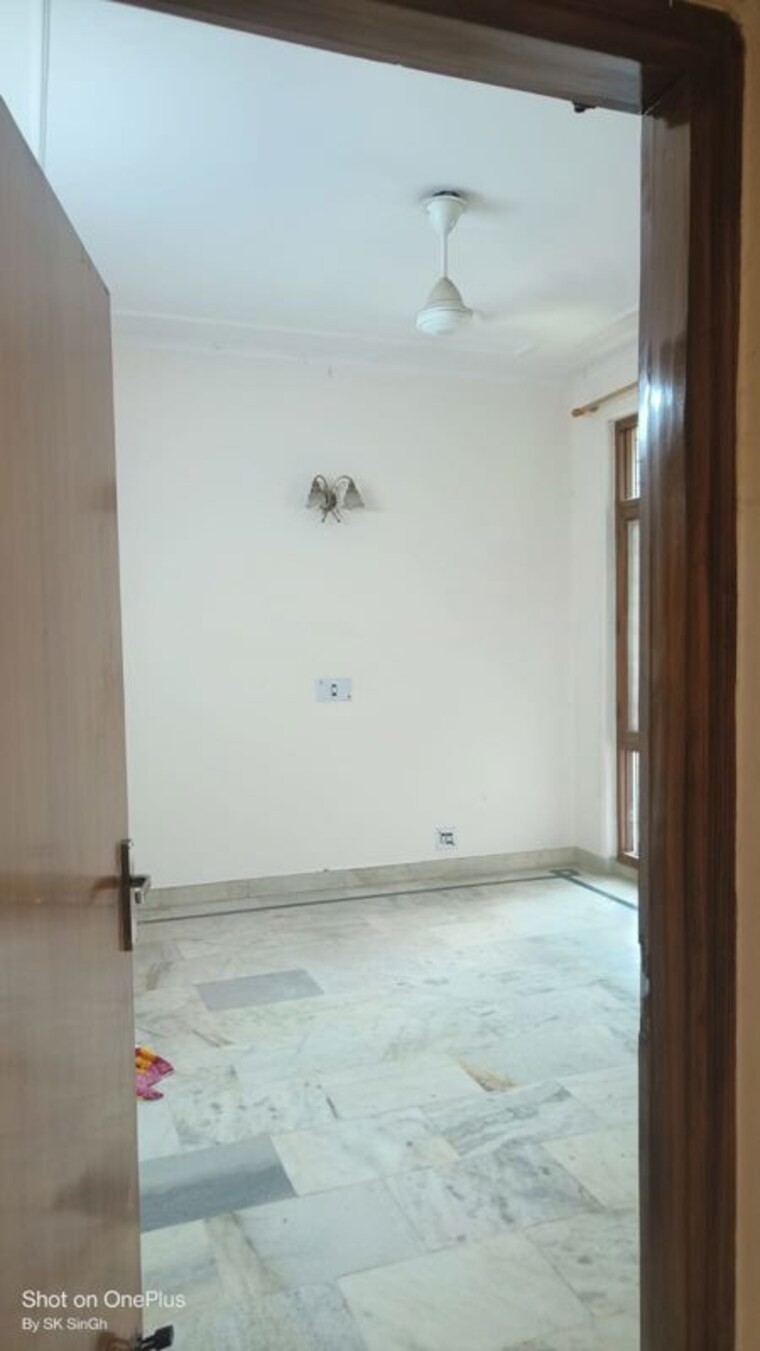 Room, sector 10 dwarka 3.5 Bedroom 1850 Sq.Ft. Apartment In Sector 10 Dwarka Delhi 10346880