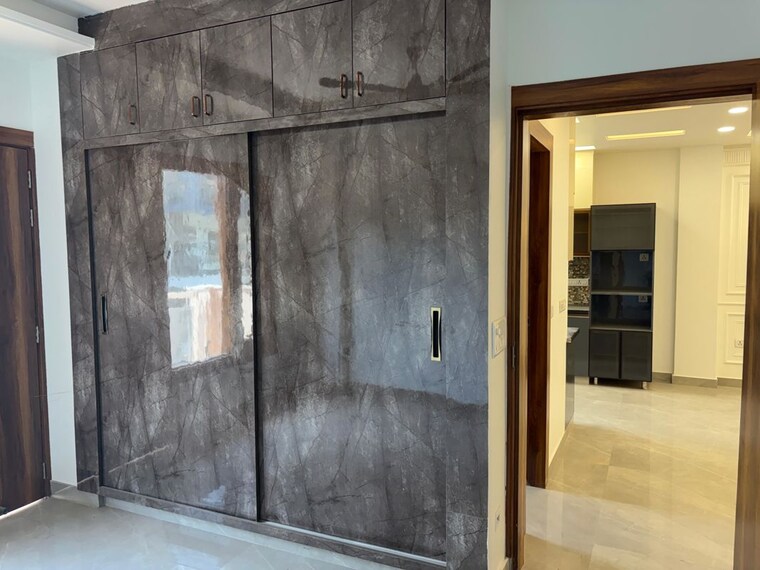 Bathroom, vipul-world-floors 3 Bedroom 2000 Sq.Ft. Builder Floor In Sector 48 Gurgaon 10346881