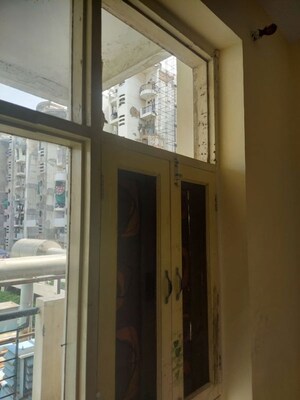 Building Lobby in 3 BHK Apartment at BPTP Parkland Pride, Sector 77 – for Sale
