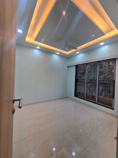 2 BHK Apartment For Rent in Lake avenue CHS