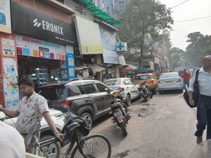 Parking in  Showroom at Taltala – for Rent