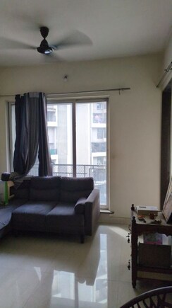 2 BHK + Servant Room Apartment For Rent in Parshwanath Galaxy