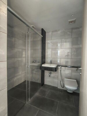 Bathroom in 4 BHK Apartment at Rustomjee Crown, Prabhadevi – for Rent