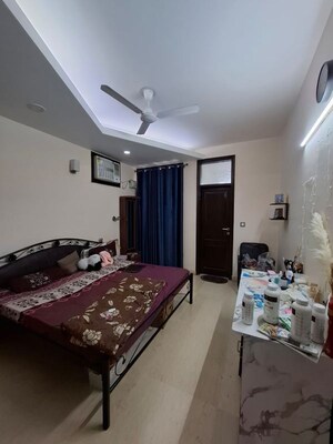 3 BHK Builder Floor For Sale in Saket