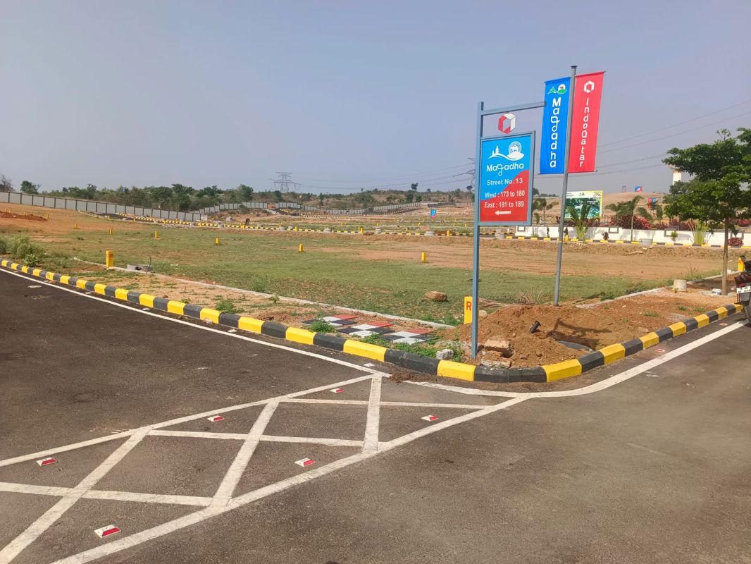 Plot For Sale in Kadthal