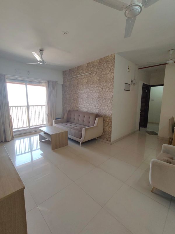 2 BHK + Servant Room 600 Sq.Ft. Apartment in Swastik Residency 1