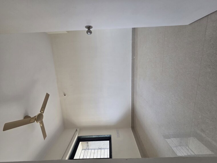 Room, goregaon west 1 Bedroom 400 Sq.Ft. Apartment In Goregaon West Mumbai 10347035
