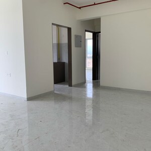 Room in 2 BHK Apartment at Shraddha Elite, Poisar – for Rent