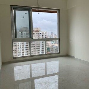 Room in 2 BHK Apartment at Shraddha Elite, Poisar – for Rent