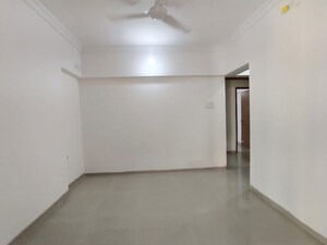 Room in 2 BHK Apartment at MM Spectra, Chembur – for Rent