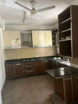 Kitchen in 1.5 BHK Villa at Vipul Tatvam Villas, Sector 48 – for Rent