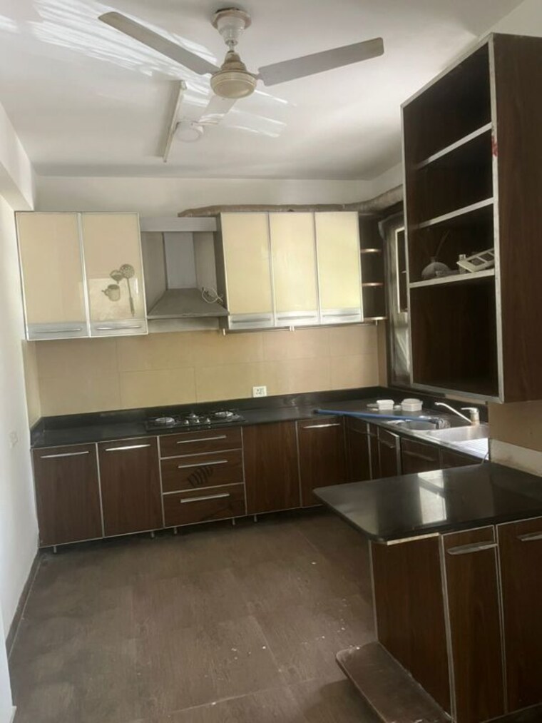 Kitchen, vipul-tatvam-villas 1.5 Bedroom 3000 Sq.Ft. Villa In Sector 48 Gurgaon 10347092
