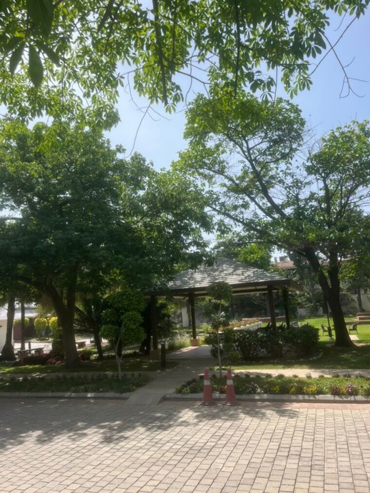Garden, vipul-tatvam-villas 1.5 Bedroom 3000 Sq.Ft. Villa In Sector 48 Gurgaon 10347092