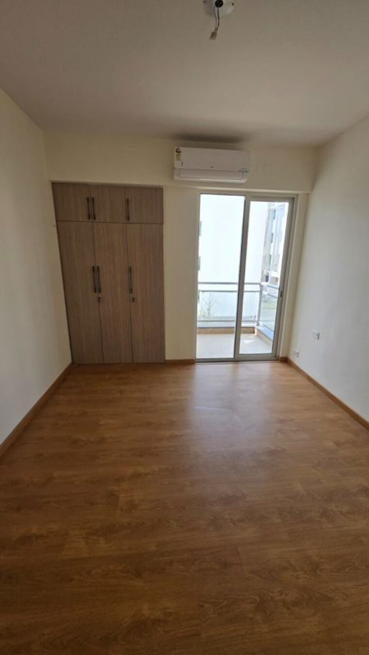 Room, godrej-golf-links-exquisite 3 Bedroom 1788 Sq.Ft. Apartment In Sector 27 Yamuna Expressway Greater Noida 10347097